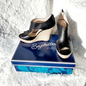 Seychelles Birdwatcher wedge